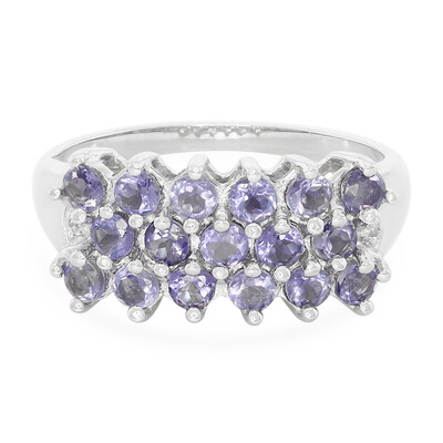 Anello in argento con Iolite del Madagascar