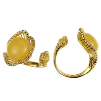 Anello in argento con Ambra Baltica