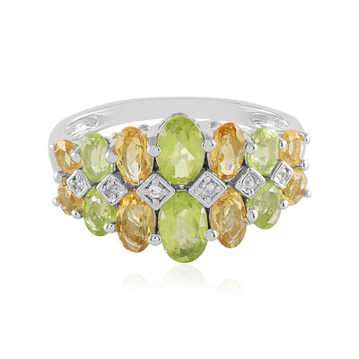 Anello in argento con Peridoto