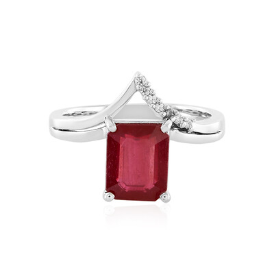 Anello in argento con Rubino Bemainty