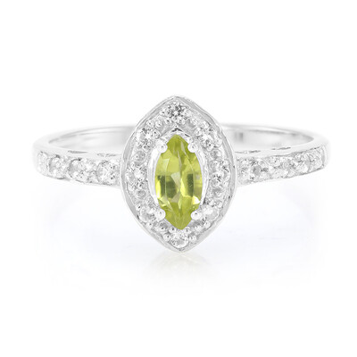 Anello in argento con Peridoto Manchuria