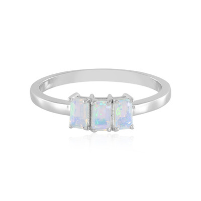 Anello in argento con Opale di Welo
