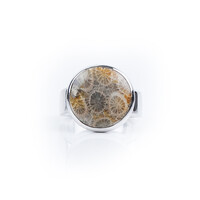 Anello in argento con Corallo Pietrificato