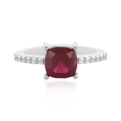 Anello in argento con Rubino del Madagascar