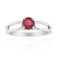 Anello in argento con Rubino Bemainty