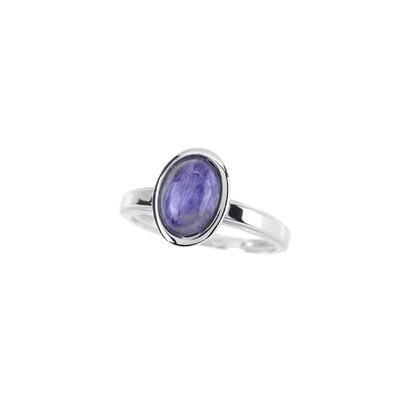 Anello in argento con Charoite (dagen)