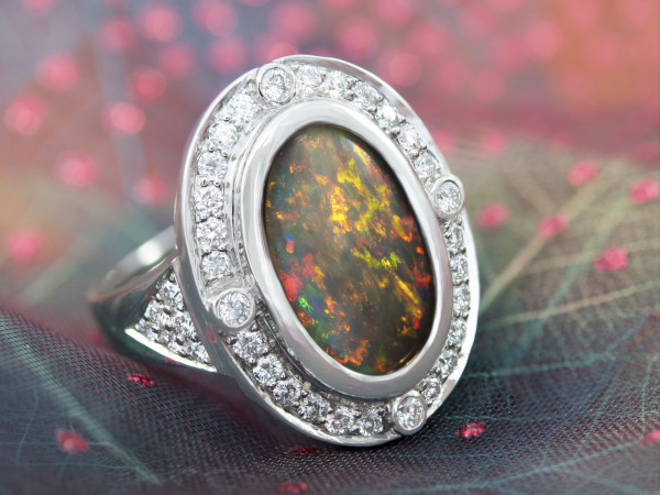 anello opale nero
