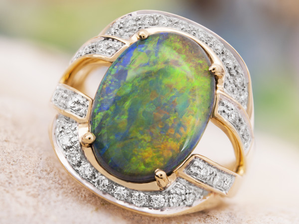 anello oro opale nero